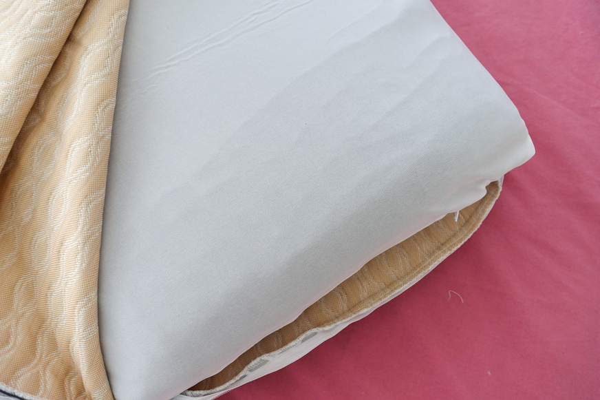 brightr eclipse pillow memory foam layer protective casing